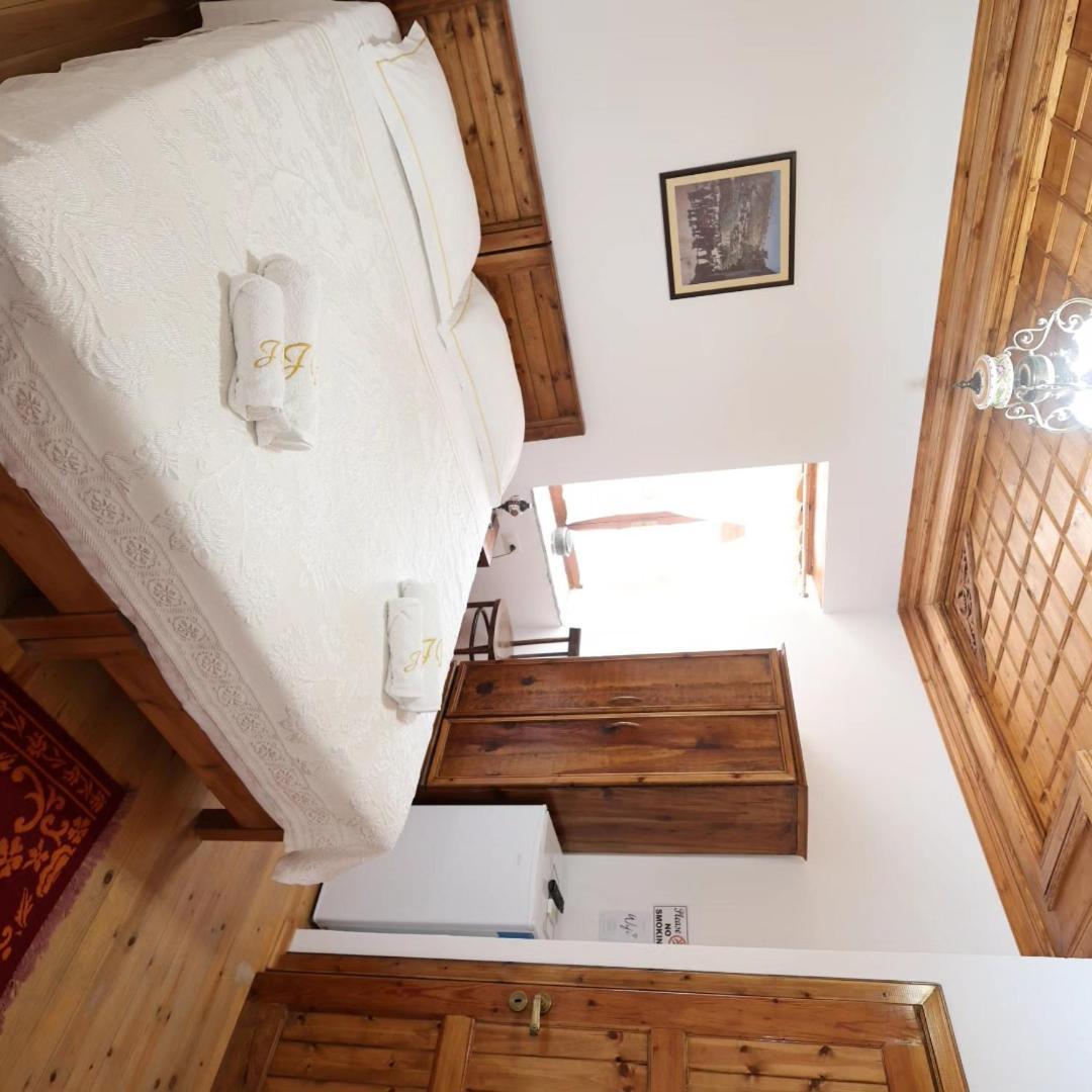 Guest House J.Prifti Berat Kültér fotó