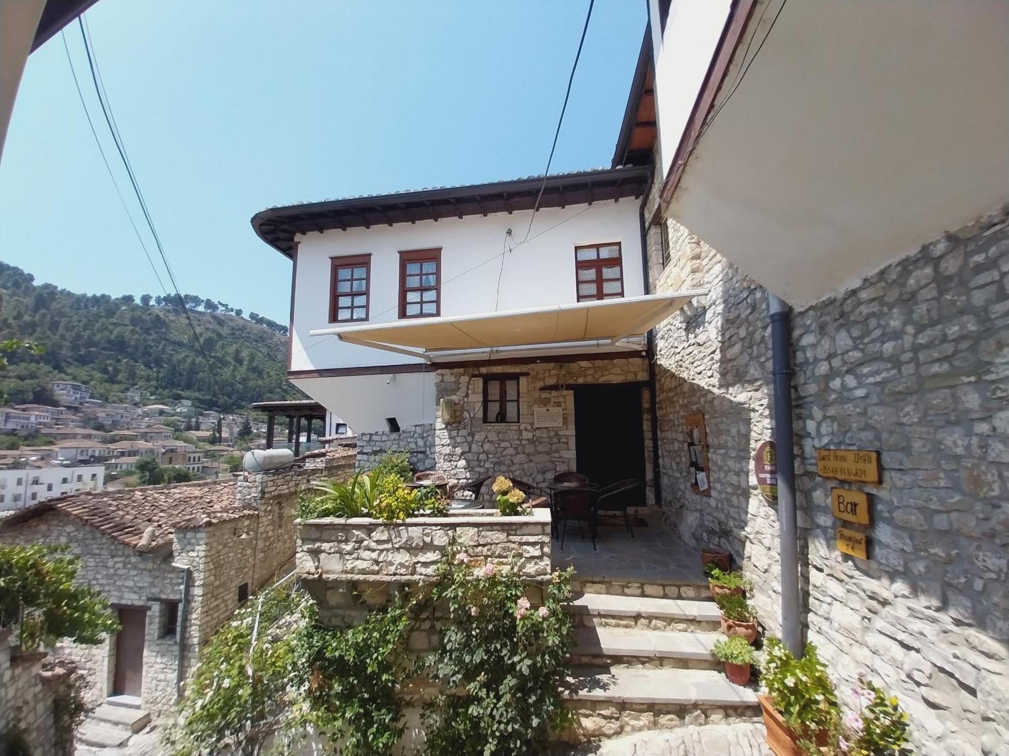Guest House J.Prifti Berat Kültér fotó