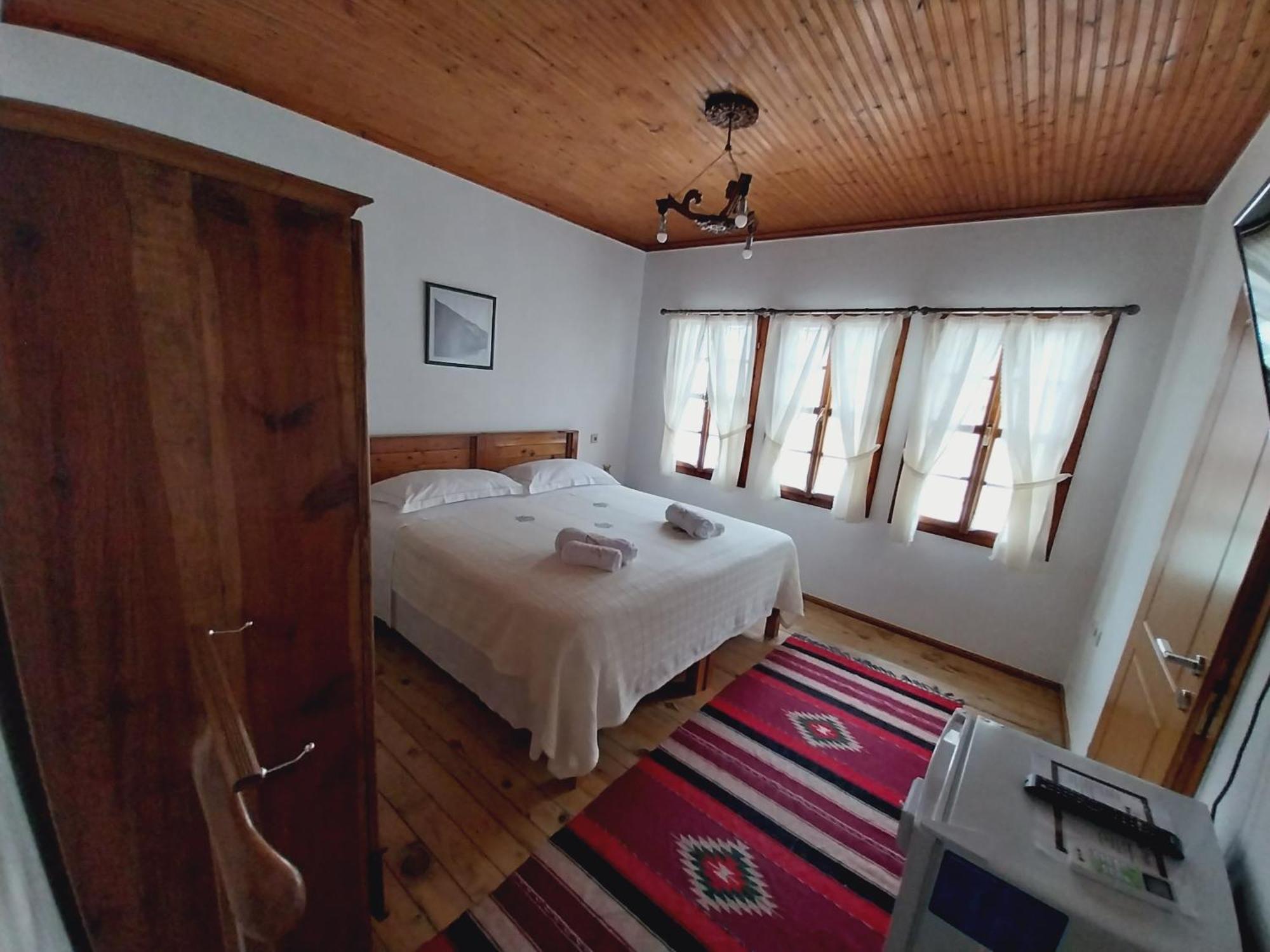 Guest House J.Prifti Berat Kültér fotó
