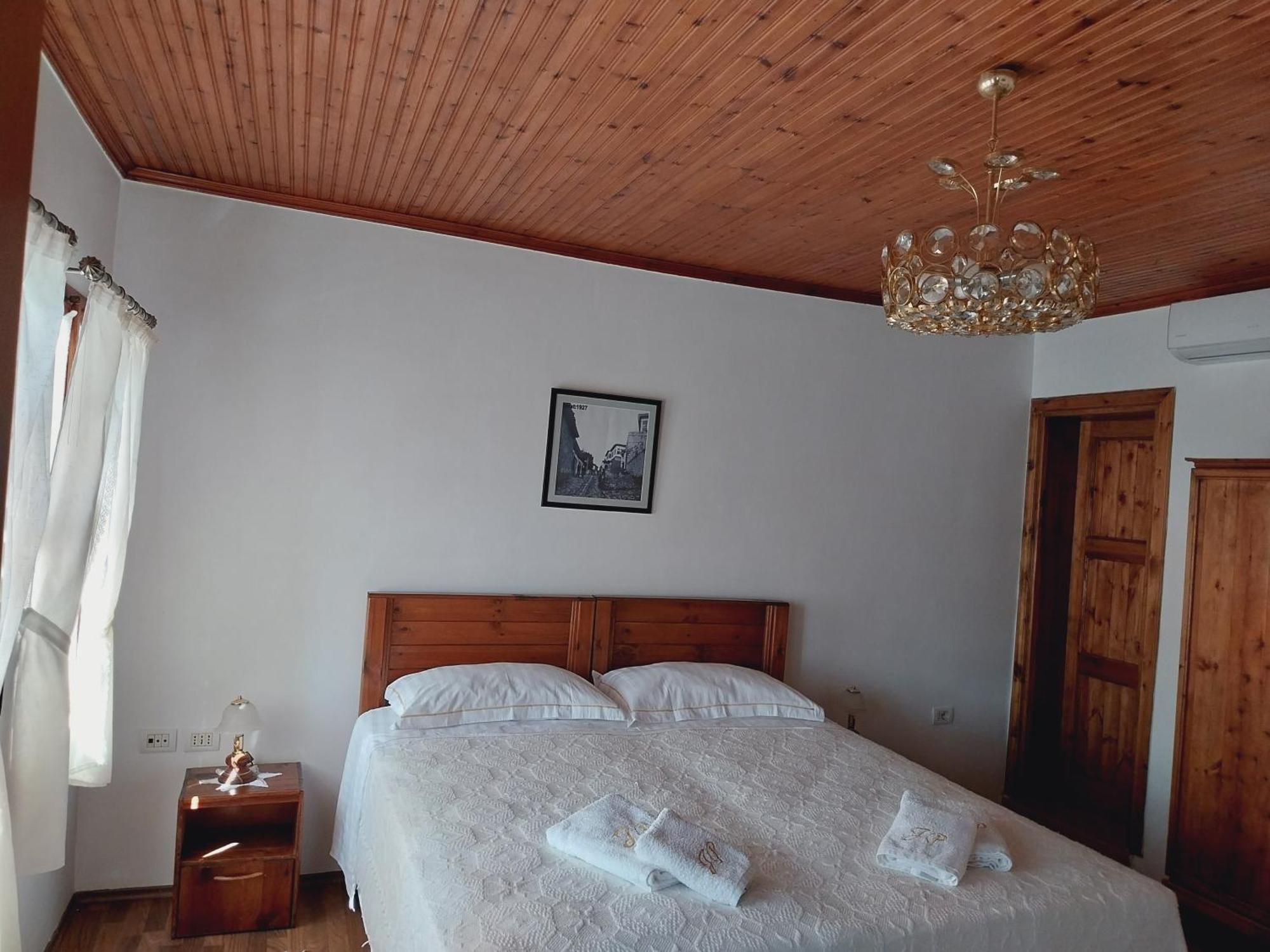 Guest House J.Prifti Berat Szoba fotó