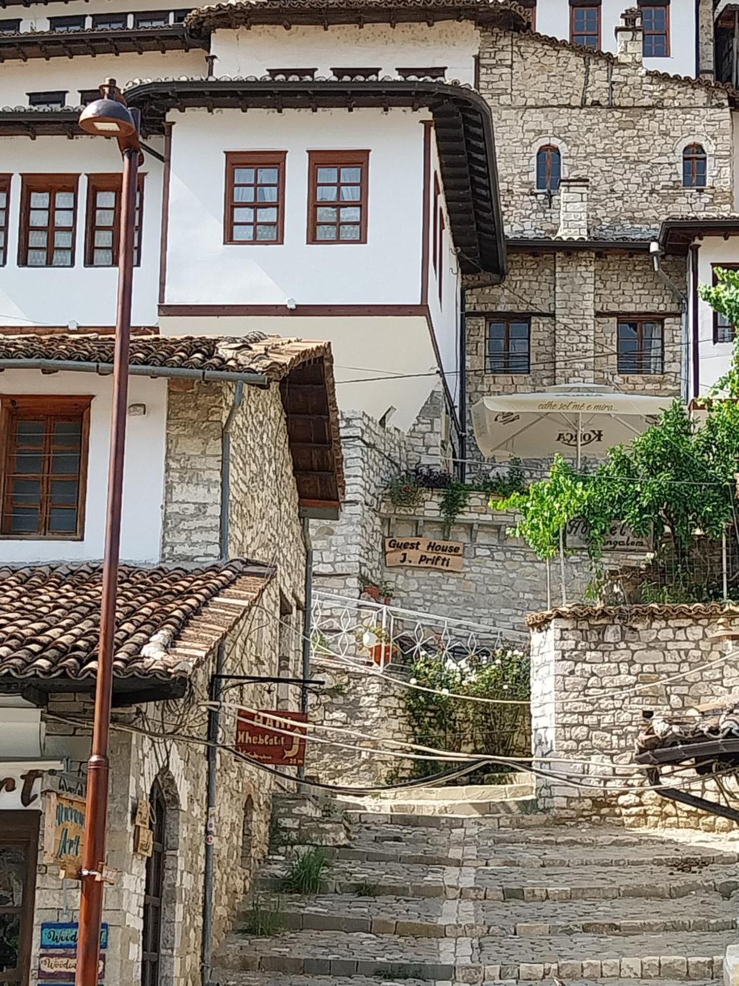 Guest House J.Prifti Berat Kültér fotó