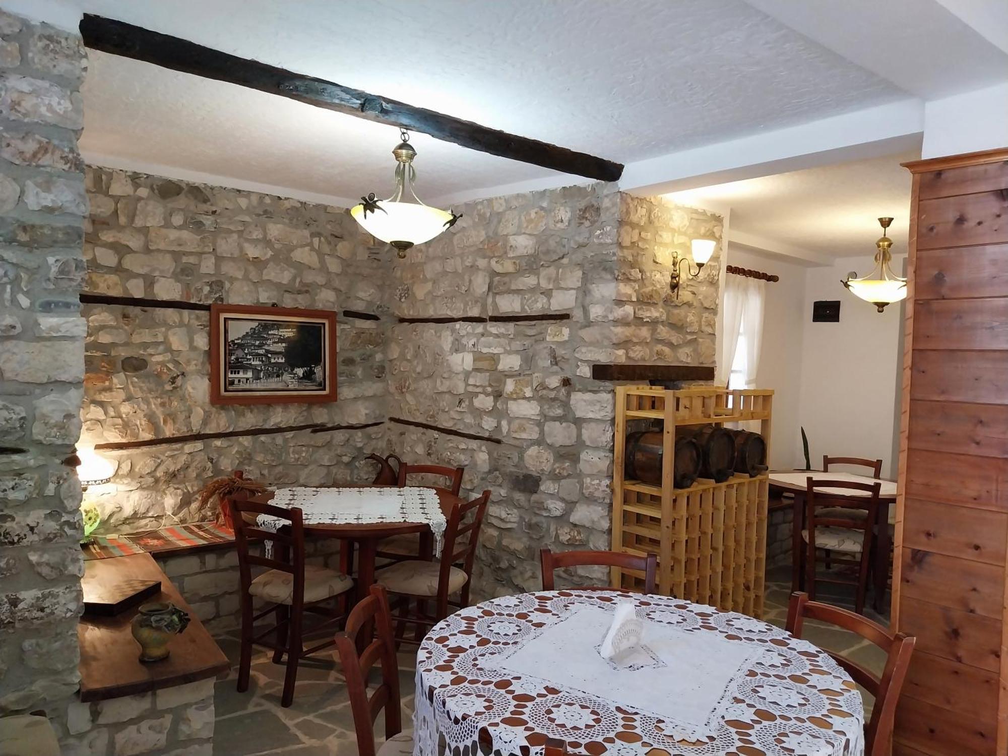 Guest House J.Prifti Berat Kültér fotó