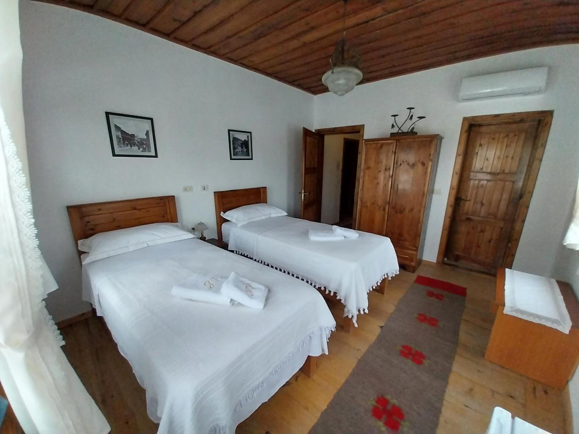 Guest House J.Prifti Berat Kültér fotó