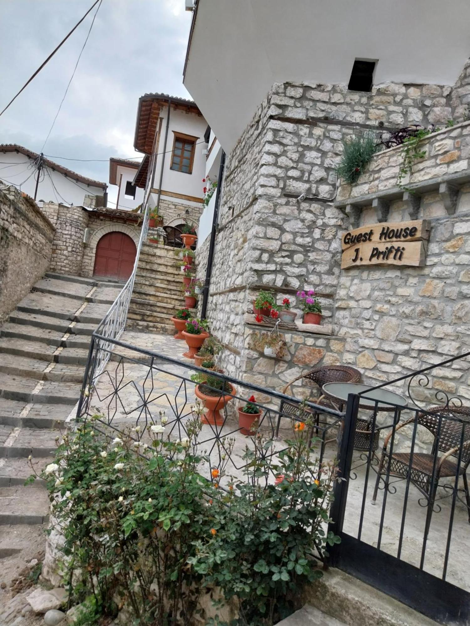 Guest House J.Prifti Berat Kültér fotó